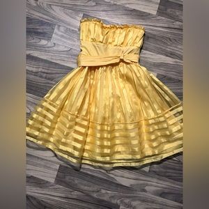 Yellow mini dress with corset betsey Johnson